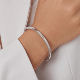 Essential Clasp Bangle