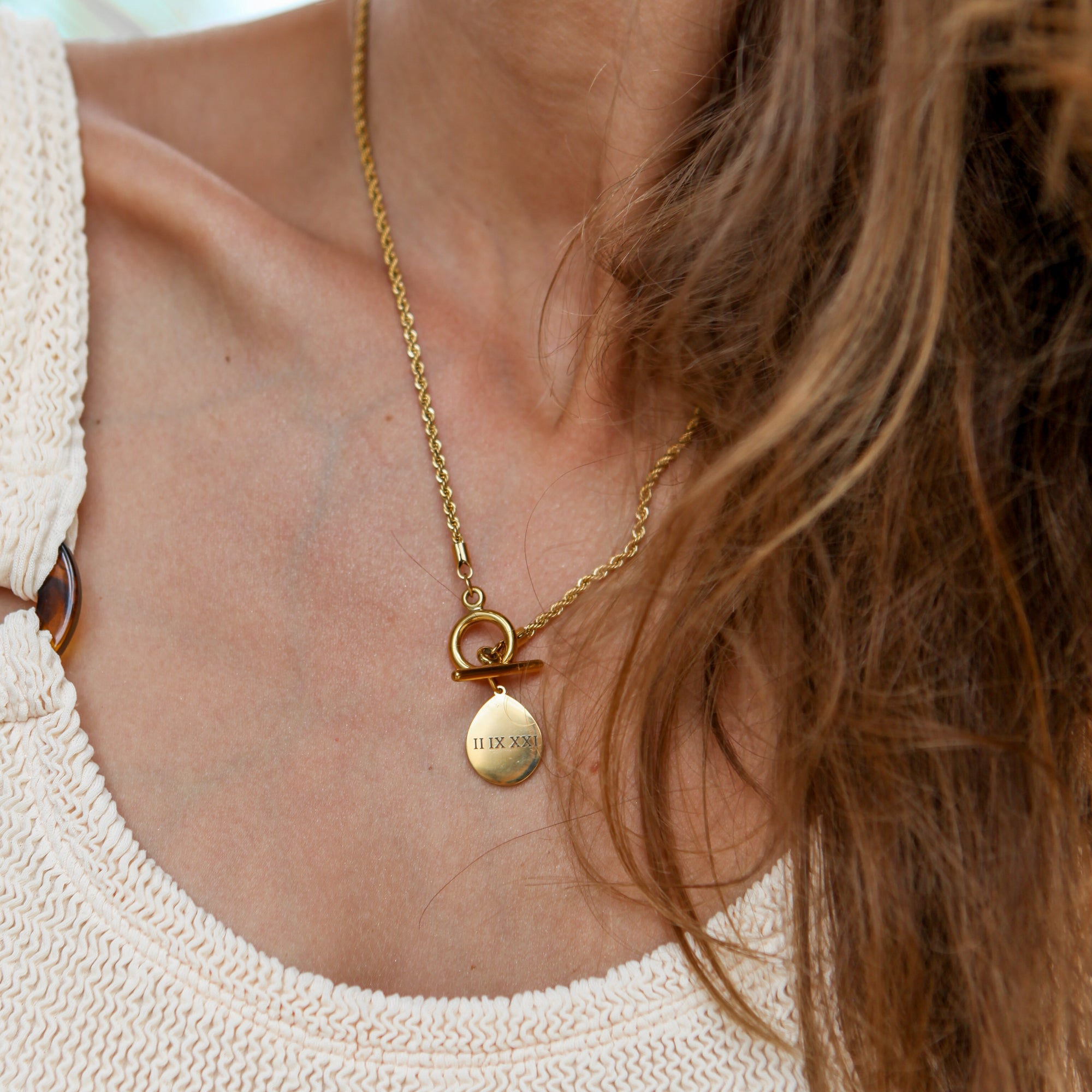 Metropolis T Bar Necklace Gold Vermeil | Necklaces / Pendants by Cara Tonkin